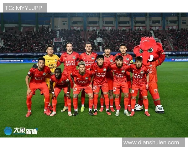 中超精彩对决卓尔迎战河南建业争夺胜利与荣耀